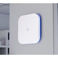 Ubiquiti UniFi E7 Image #16