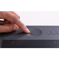 Wacom Intuos Pro Small (PTH-451) Image #9