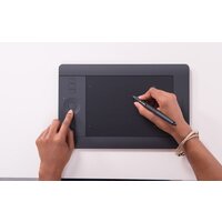 Wacom Intuos Pro Small (PTH-451) Image #11