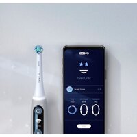 Oral-B iO 8n (черный, 1 насадка) Image #8