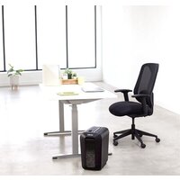 Fellowes PowerShred LX65 (черный) Image #4