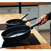 Nouvelle Home Queen Red Hot 77118 Image #9